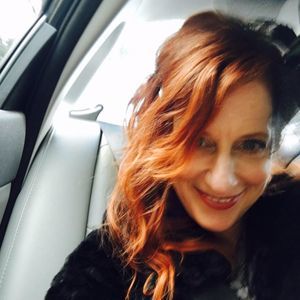 Meet your Posher, Carrie